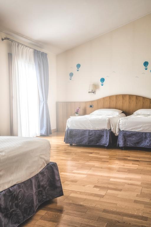 Agriturismo B&B Il Girasole Oriago Di Mira Bilik gambar